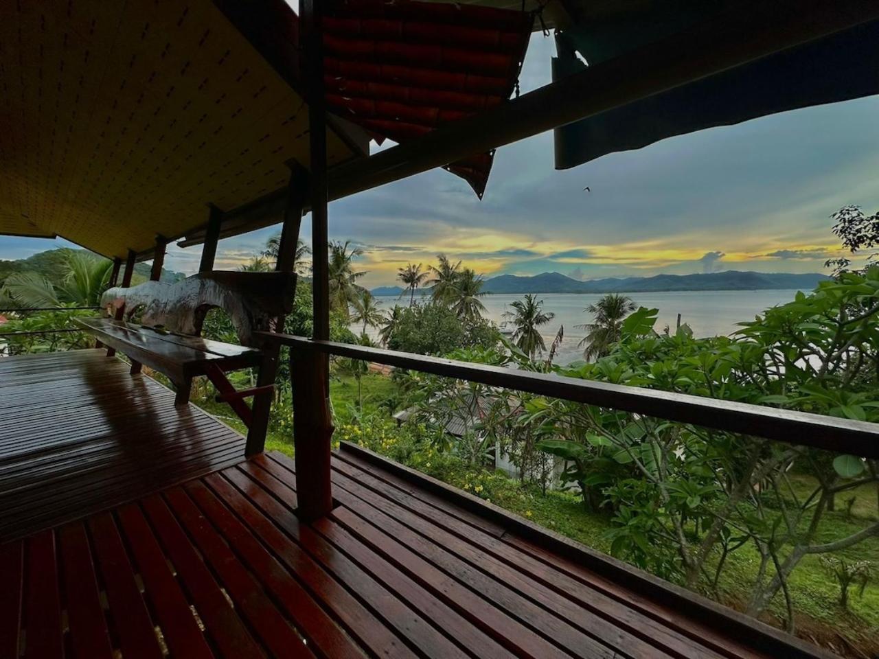 Chun Chom - Baan Lom Suay Villa Ko Yao Noi Eksteriør bilde